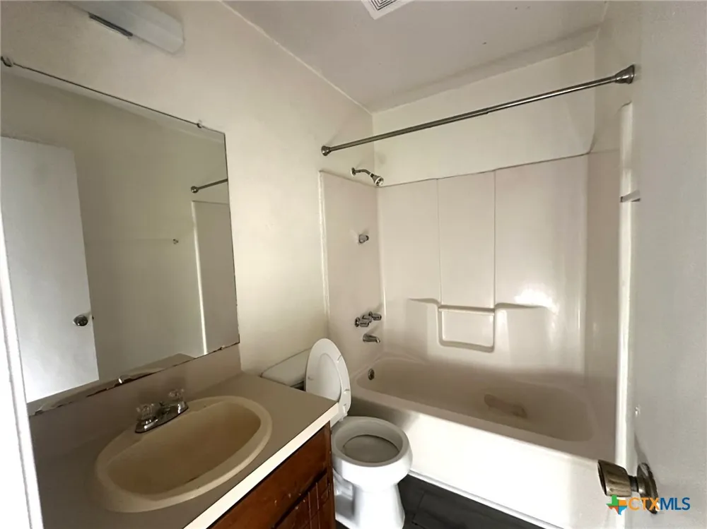 811 5th Street #A Copperas Cove, TX 76522