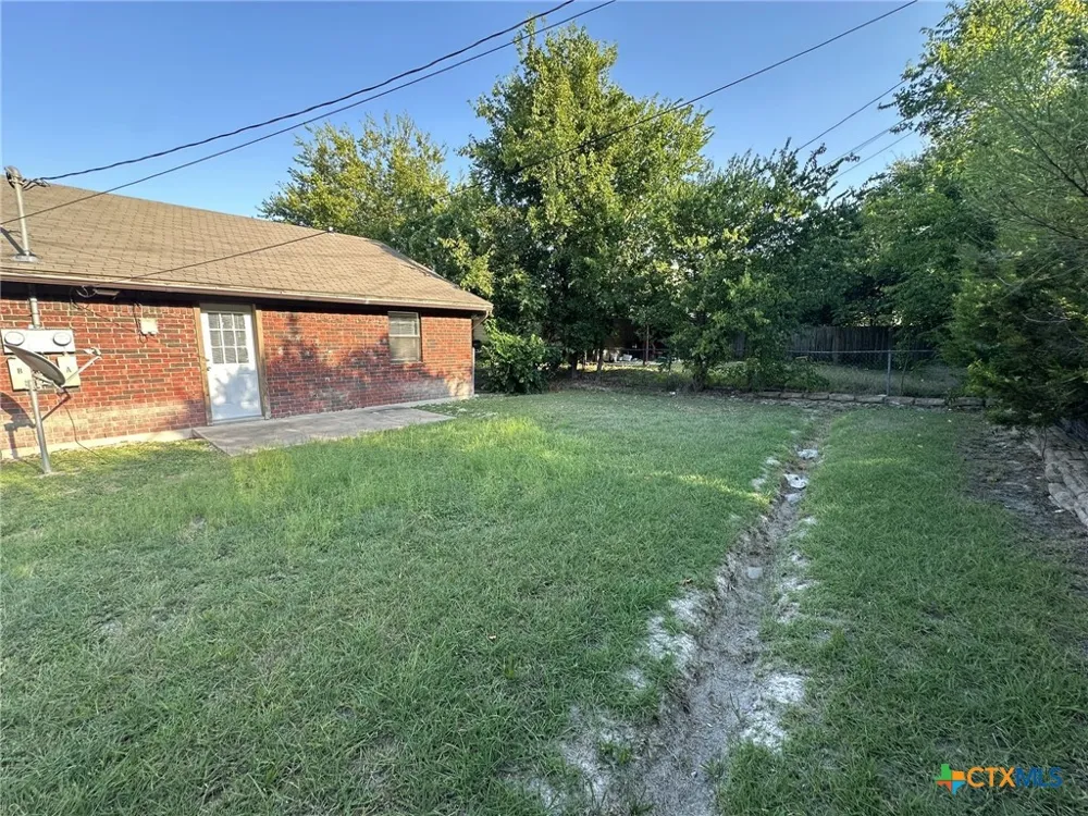 811 5th Street #A Copperas Cove, TX 76522
