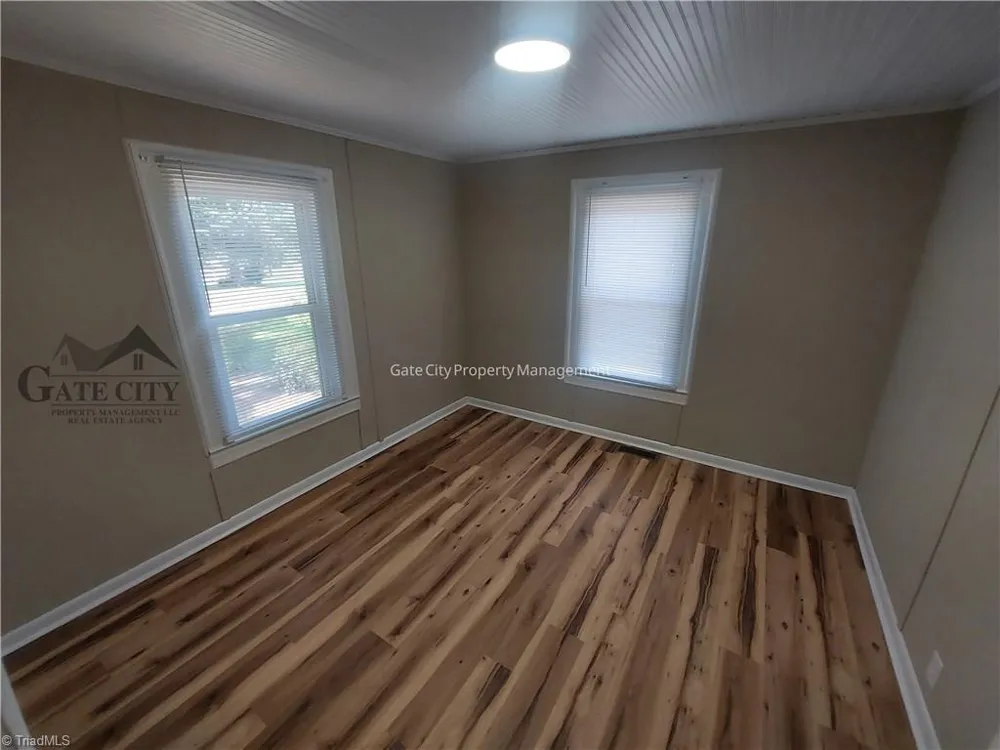 901 Old Thomasville Road High Point, NC 27260