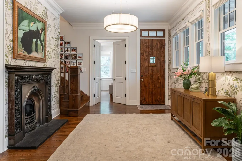 242 Racquet Club Road Asheville, NC 28803