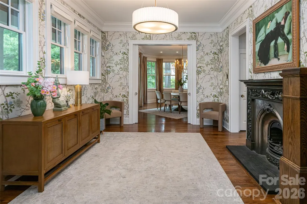 242 Racquet Club Road Asheville, NC 28803