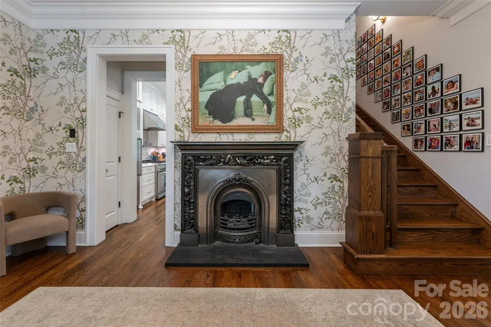 242 Racquet Club Road Asheville, NC 28803