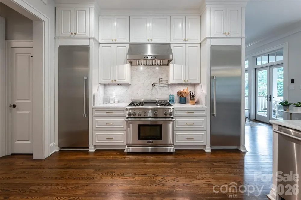 242 Racquet Club Road Asheville, NC 28803