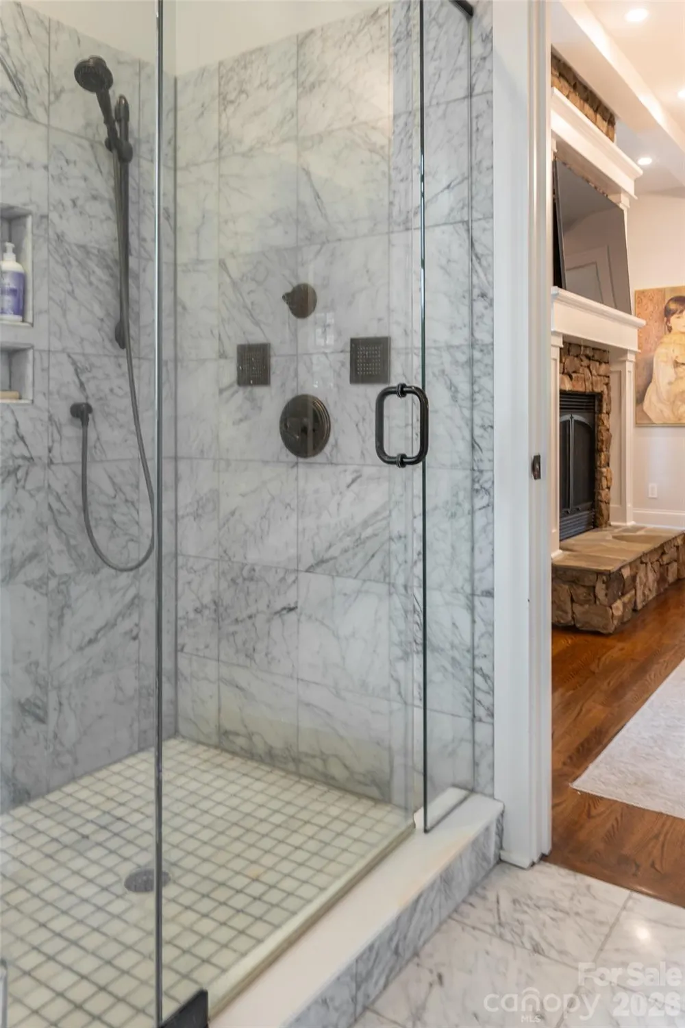 242 Racquet Club Road Asheville, NC 28803
