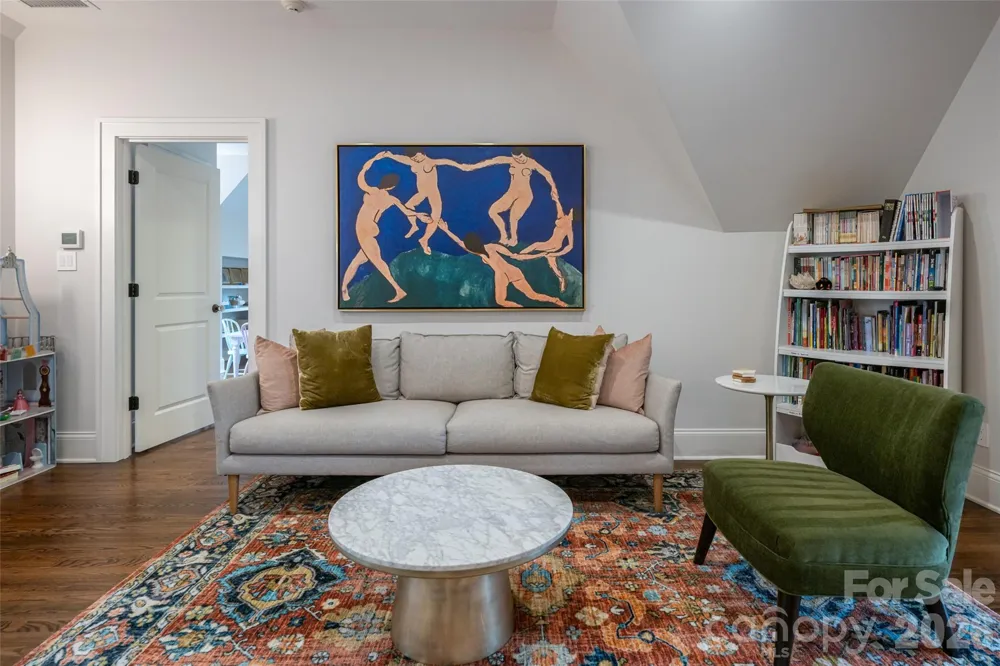 242 Racquet Club Road Asheville, NC 28803