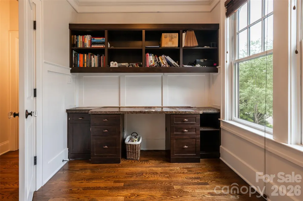 242 Racquet Club Road Asheville, NC 28803