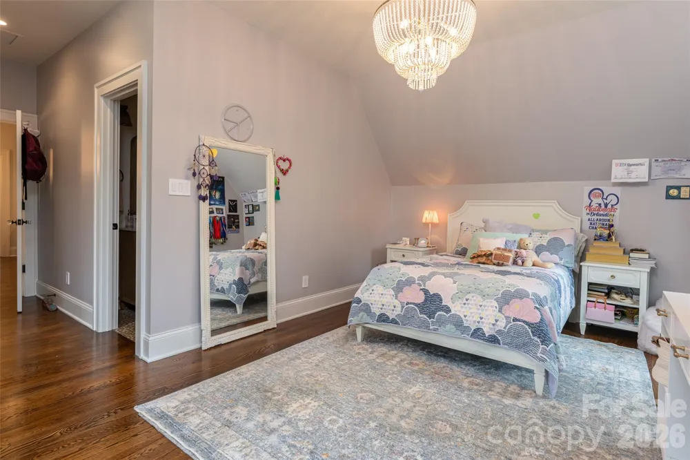 242 Racquet Club Road Asheville, NC 28803