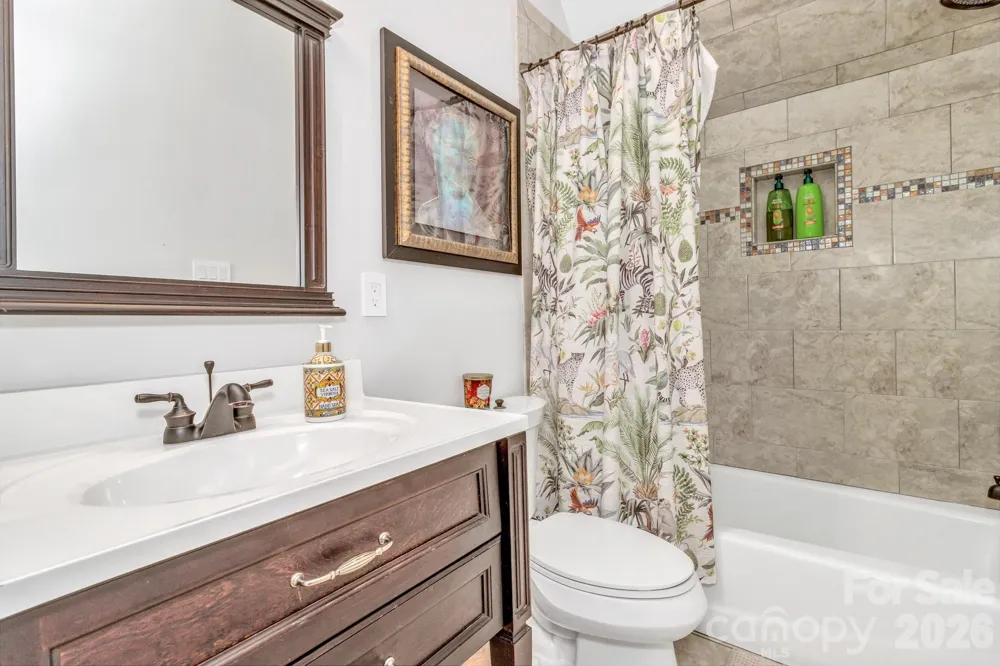 242 Racquet Club Road Asheville, NC 28803