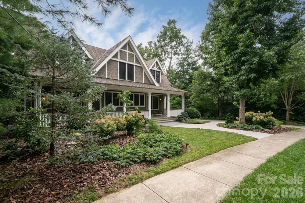 242 Racquet Club Road Asheville, NC 28803