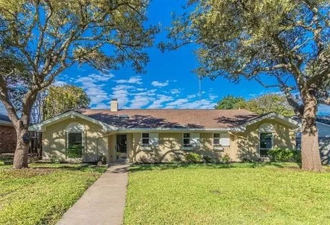 412 Ridgewood Drive