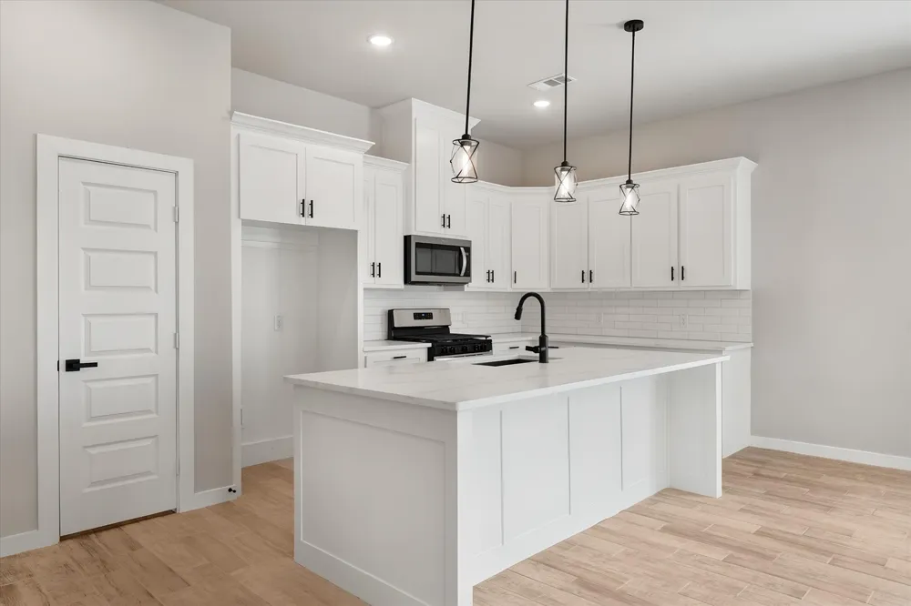 3617 Emhouse Road Corsicana, TX 75110