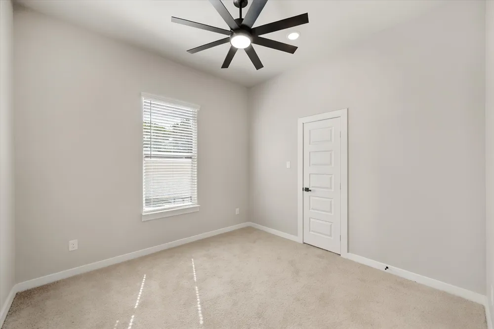 3617 Emhouse Road Corsicana, TX 75110