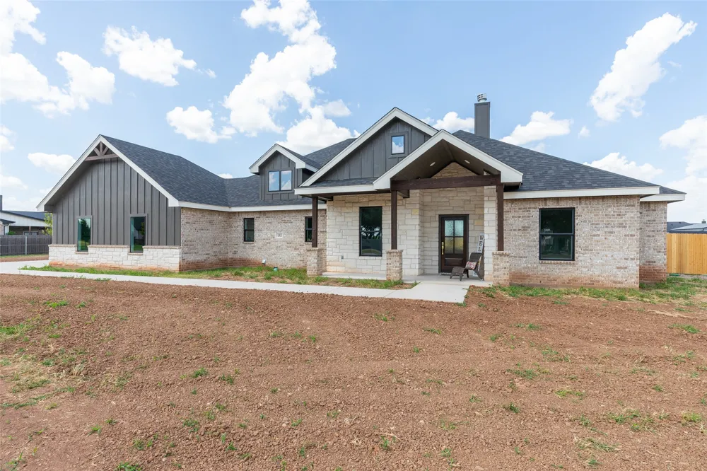 132 Blazing Wind Trail Ovalo, TX 79541