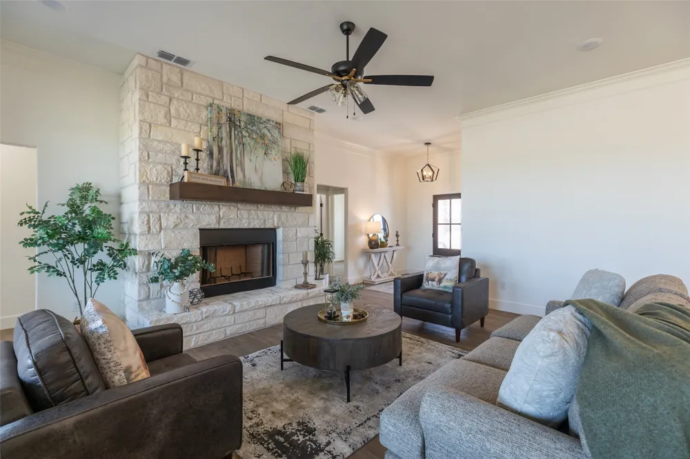 132 Blazing Wind Trail Ovalo, TX 79541
