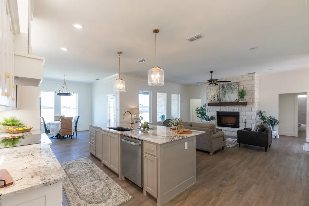 132 Blazing Wind Trail Ovalo, TX 79541