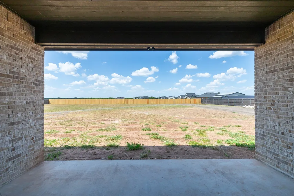 132 Blazing Wind Trail Ovalo, TX 79541