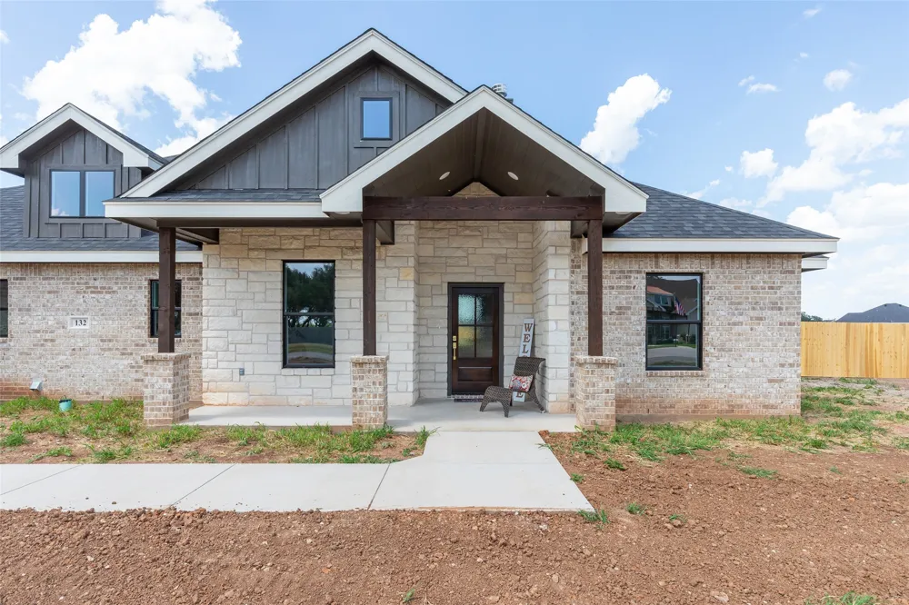 132 Blazing Wind Trail Ovalo, TX 79541