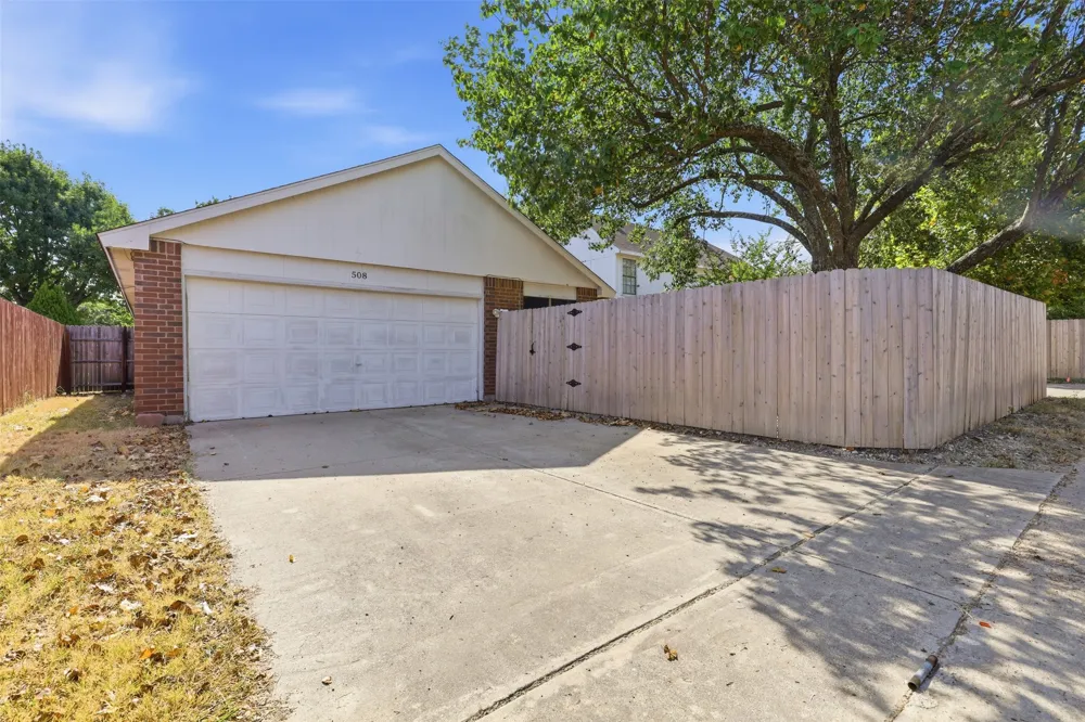 508 Sims Drive Cedar Hill, TX 75104
