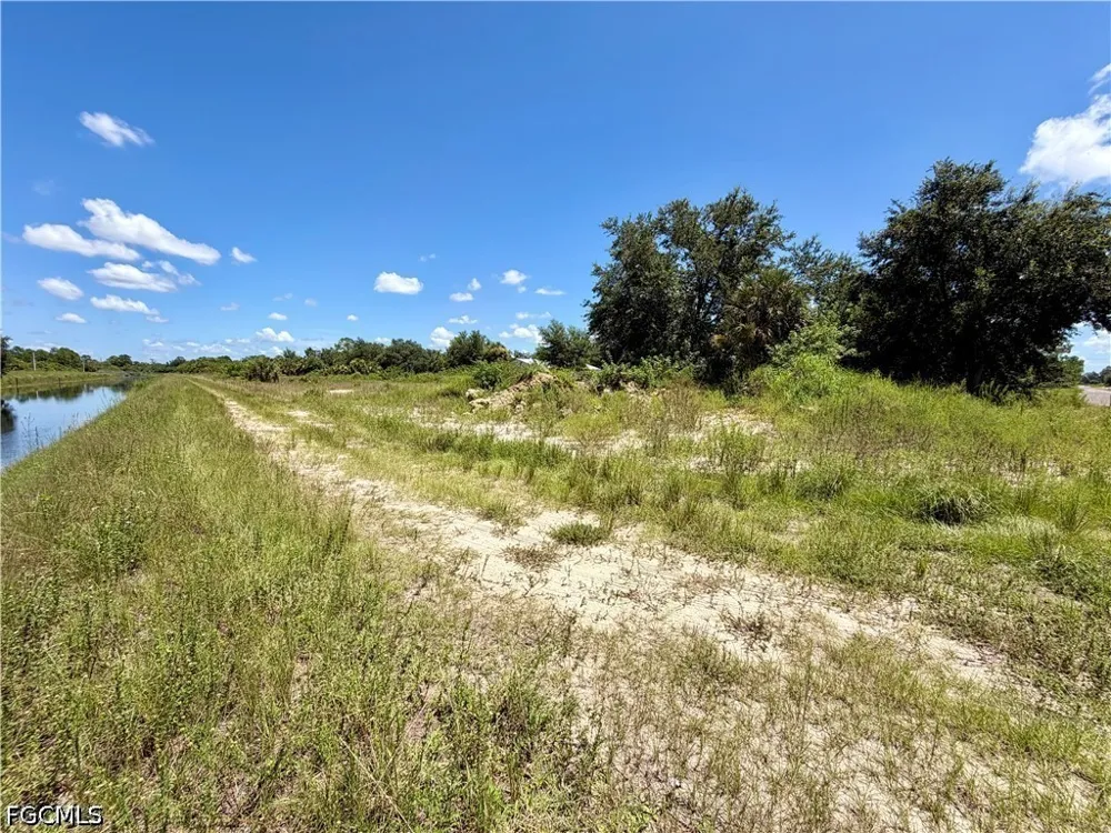  Labelle, FL 33935