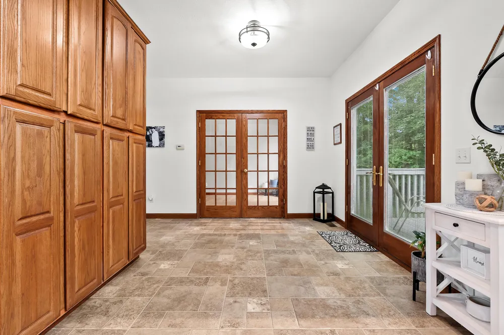 16121 Indian Valley Street Schoolcraft, MI 49087