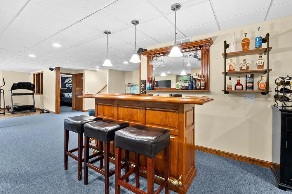 16121 Indian Valley Street Schoolcraft, MI 49087