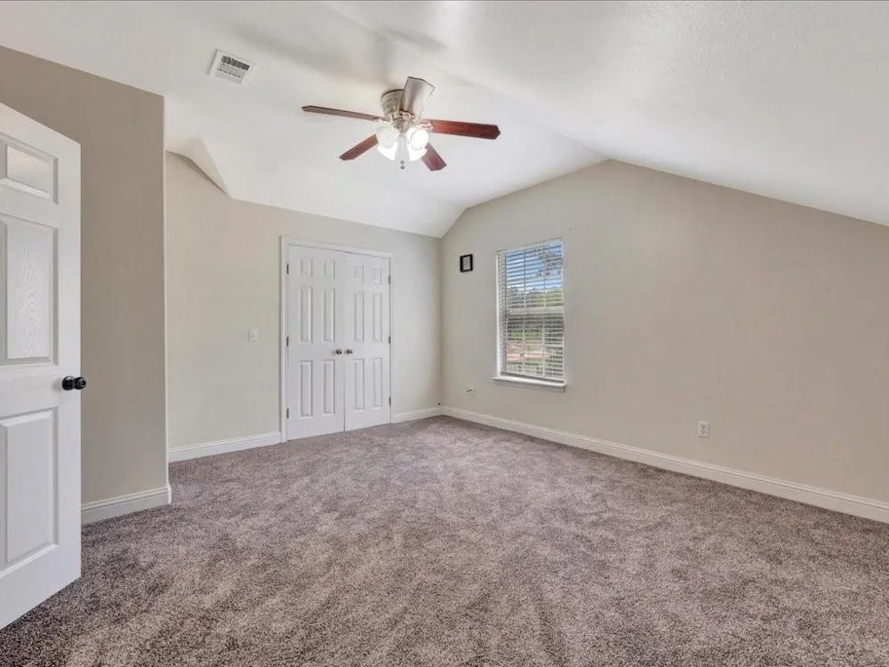 290 Austin Lane Pollok, TX 75969