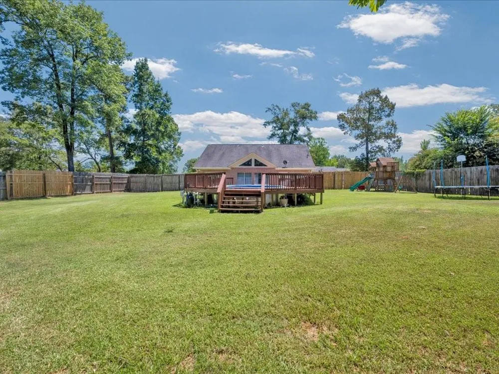 290 Austin Lane Pollok, TX 75969