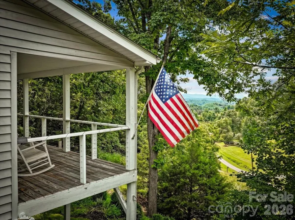 386 Madison Heights Drive Marshall, NC 28753