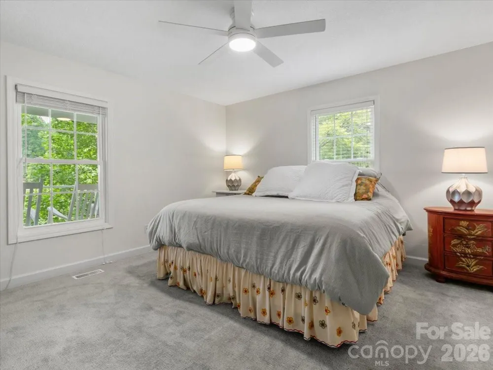 386 Madison Heights Drive Marshall, NC 28753