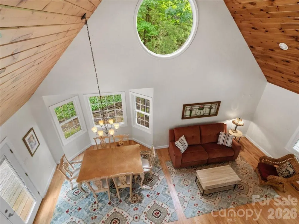 386 Madison Heights Drive Marshall, NC 28753