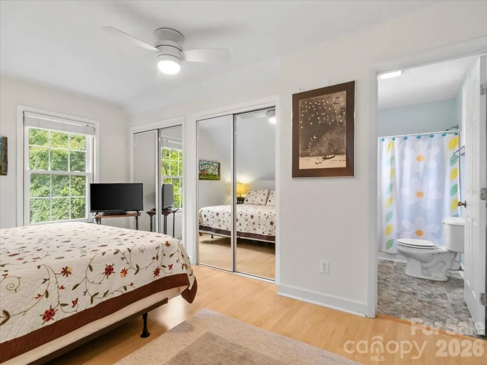 386 Madison Heights Drive Marshall, NC 28753