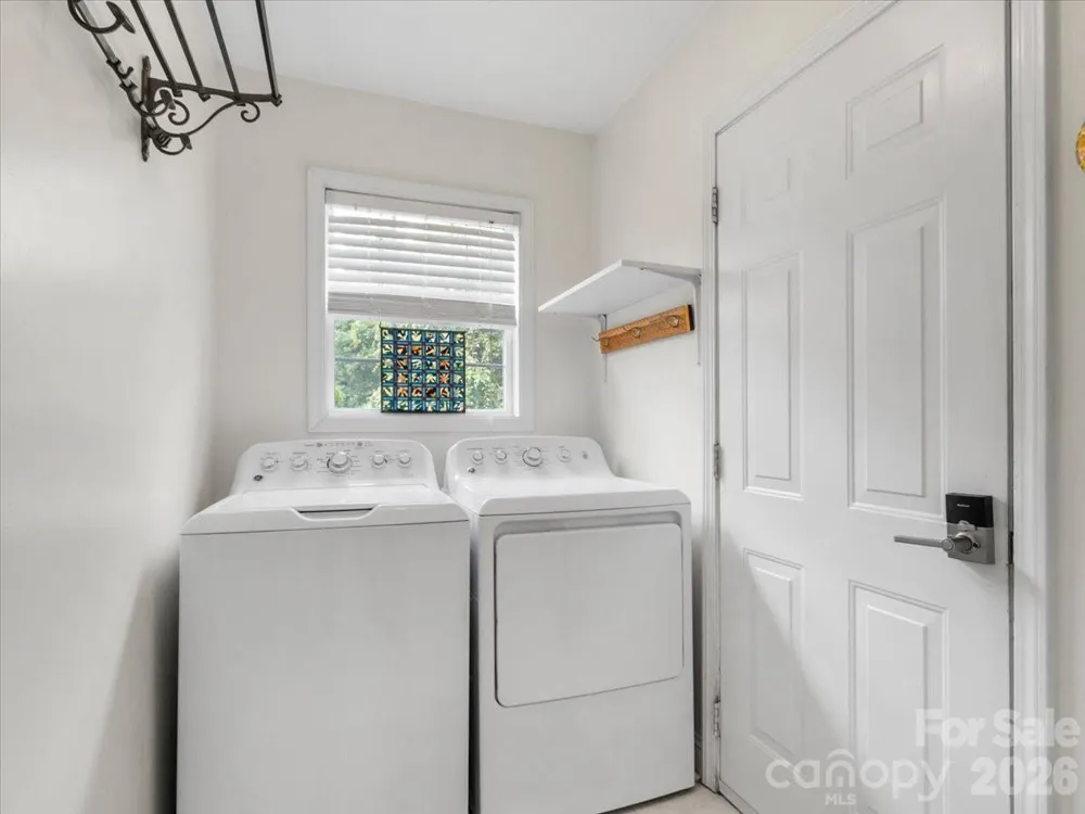 386 Madison Heights Drive Marshall, NC 28753