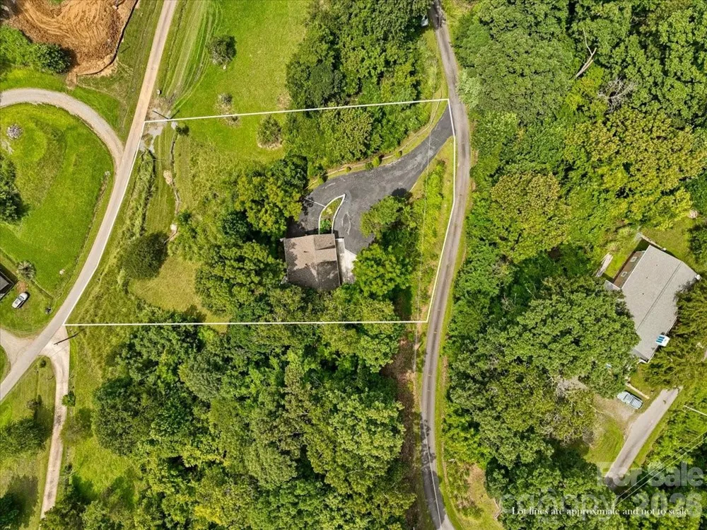 386 Madison Heights Drive Marshall, NC 28753