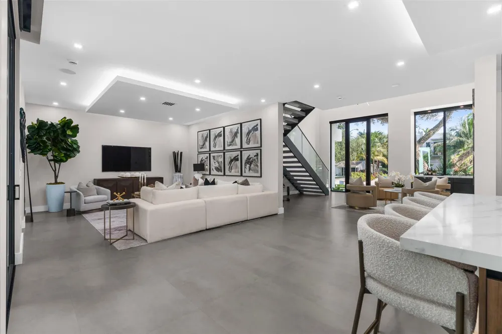 829 SW 11TH STREET Fort Lauderdale, FL 33315