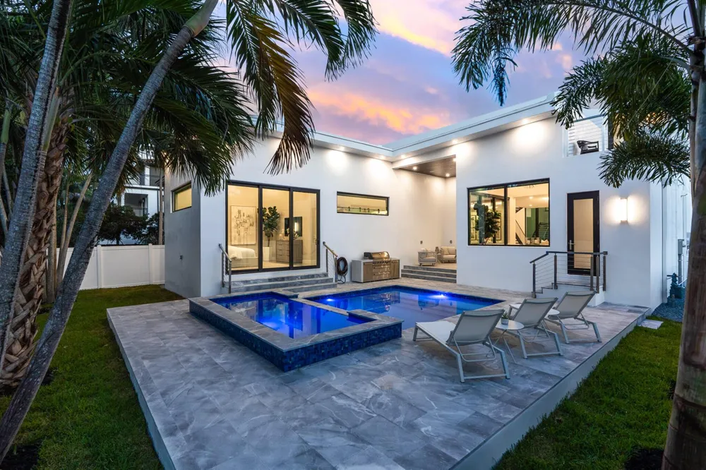 829 SW 11TH STREET Fort Lauderdale, FL 33315