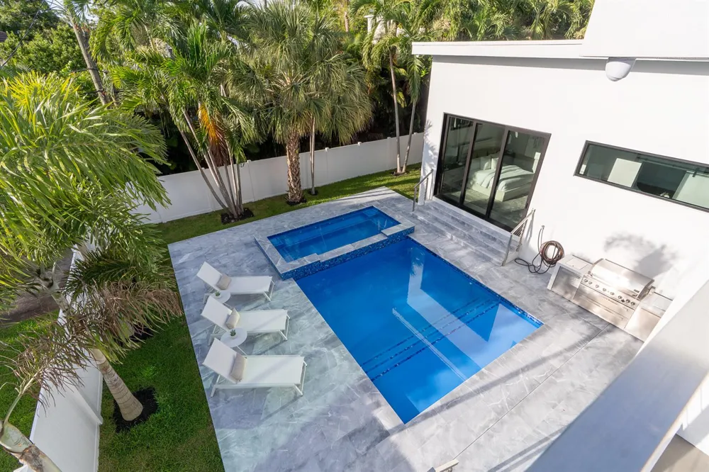 829 SW 11TH STREET Fort Lauderdale, FL 33315