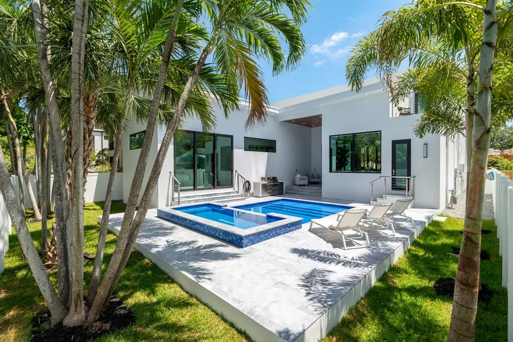 829 SW 11TH STREET Fort Lauderdale, FL 33315