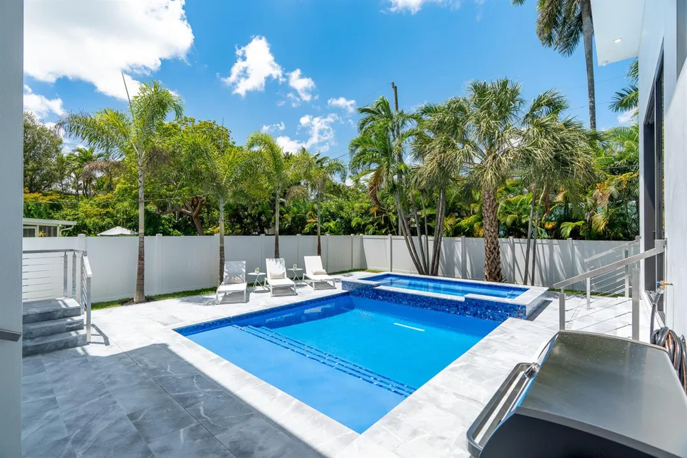 829 SW 11TH STREET Fort Lauderdale, FL 33315