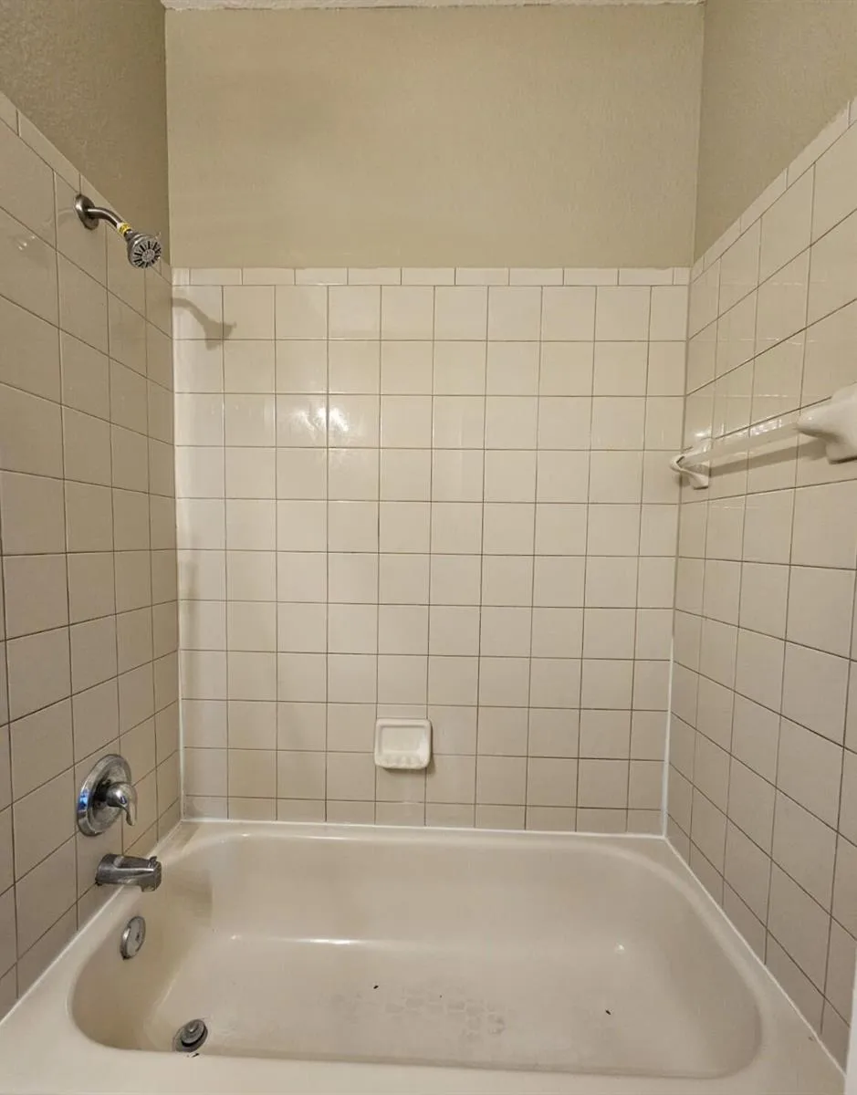 1979 MARSH HARBOR DRIVE Riviera Beach, FL 33404