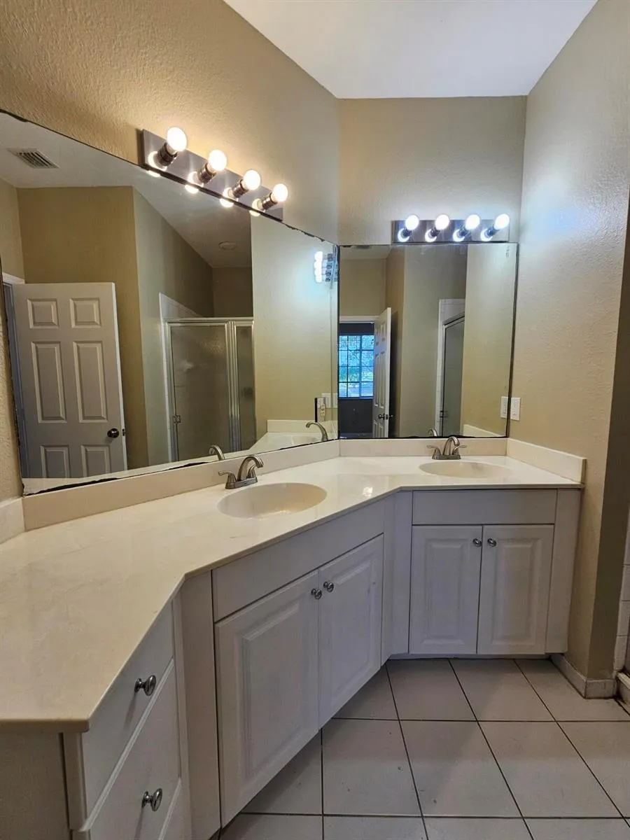 1979 MARSH HARBOR DRIVE Riviera Beach, FL 33404
