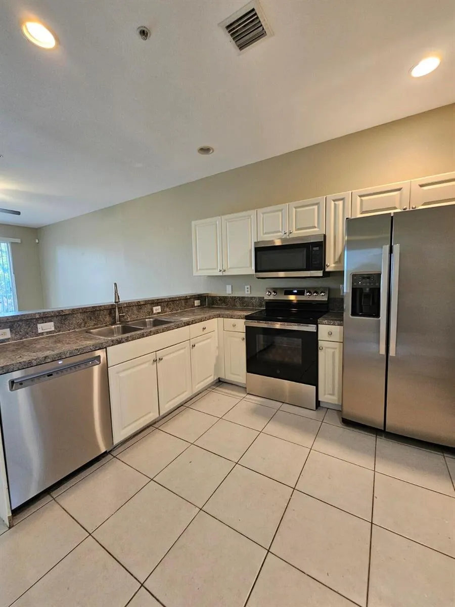 1979 MARSH HARBOR DRIVE Riviera Beach, FL 33404