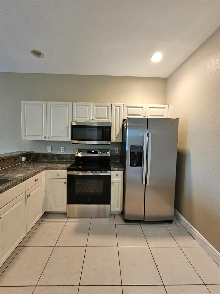 1979 MARSH HARBOR DRIVE Riviera Beach, FL 33404