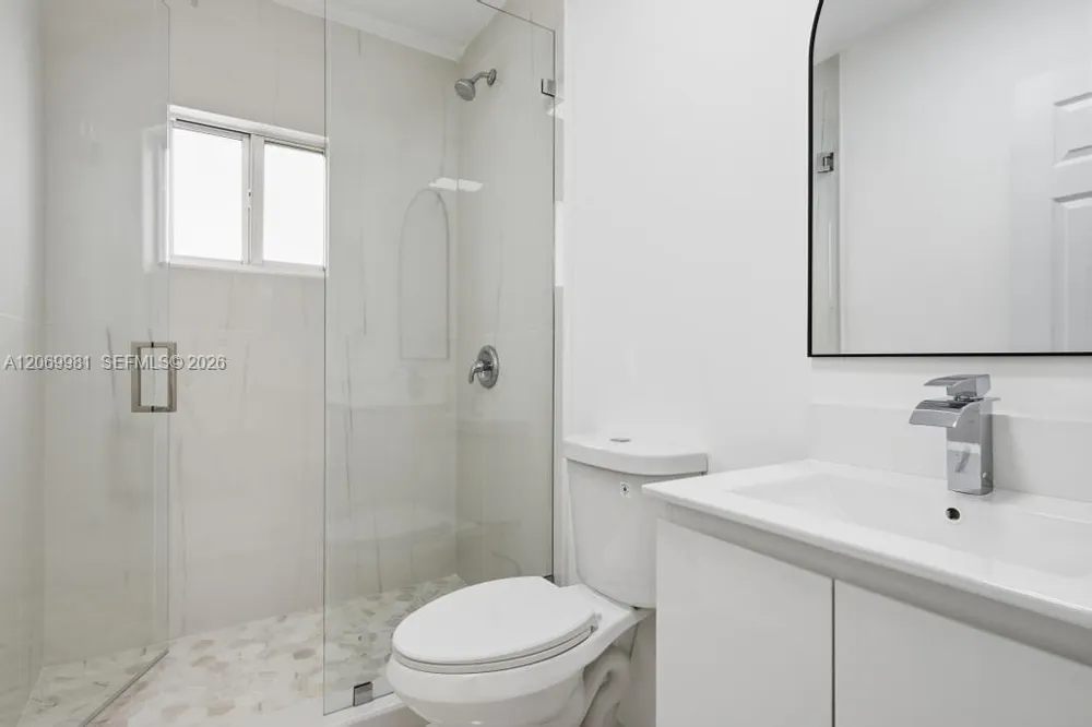 4122 NW 11th Pl Miami, FL 33127