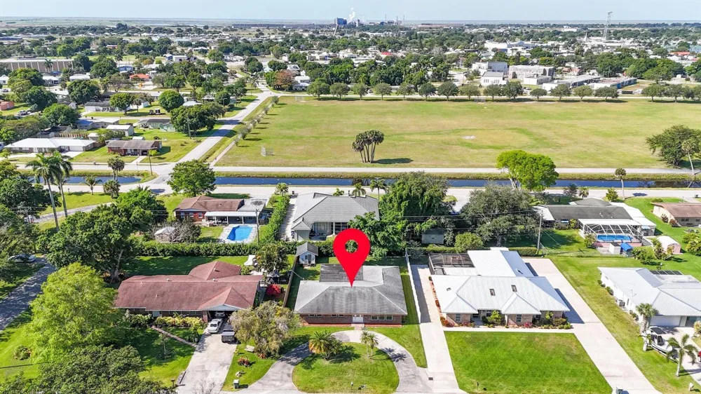 534 E DEL MONTE AVENUE Clewiston, FL 33440