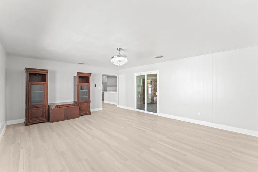 534 E DEL MONTE AVENUE Clewiston, FL 33440