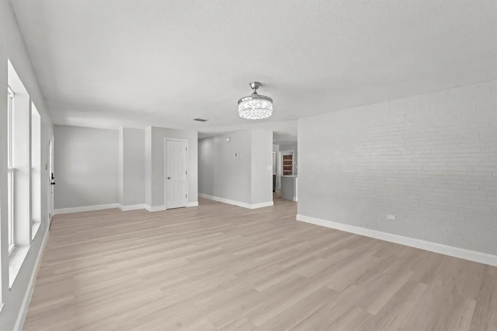 534 E DEL MONTE AVENUE Clewiston, FL 33440