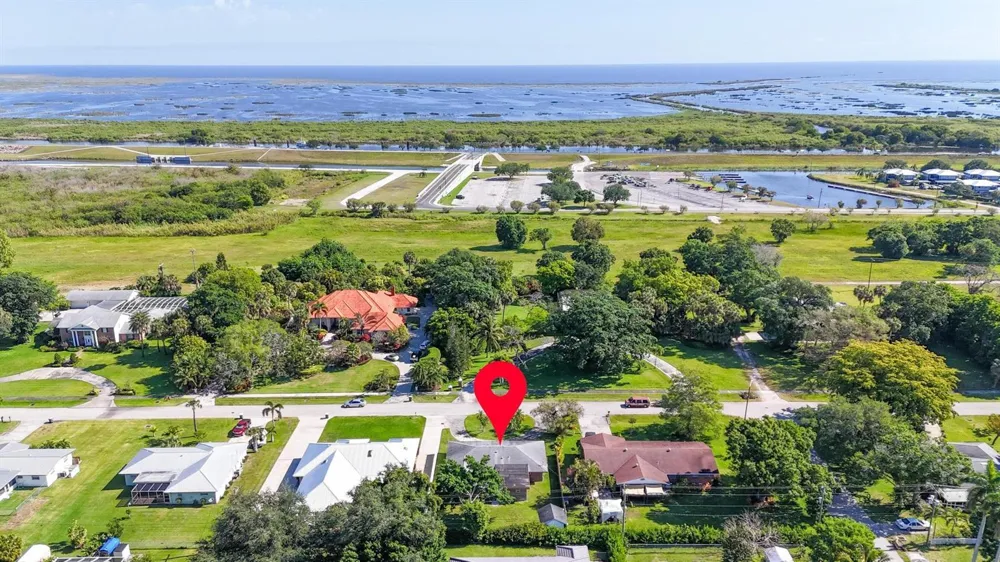 534 E DEL MONTE AVENUE Clewiston, FL 33440