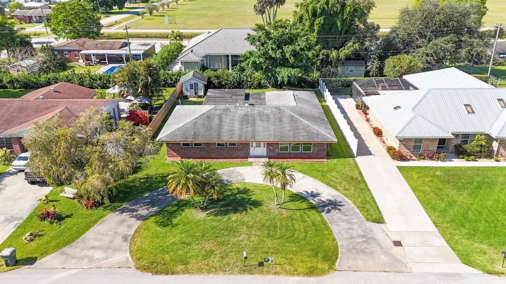534 E DEL MONTE AVENUE Clewiston, FL 33440