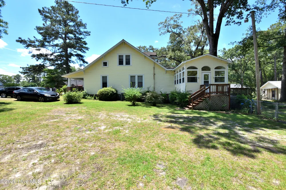 101 7th Street Pinetops, NC 27864