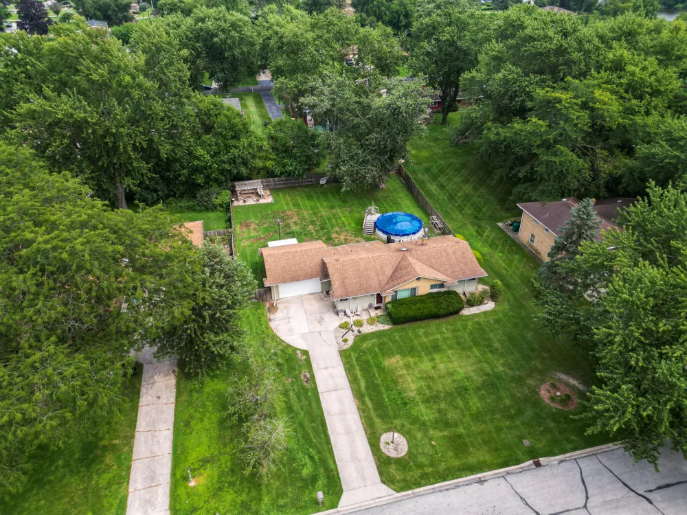 5773 Taney Place Merrillville, IN 46410